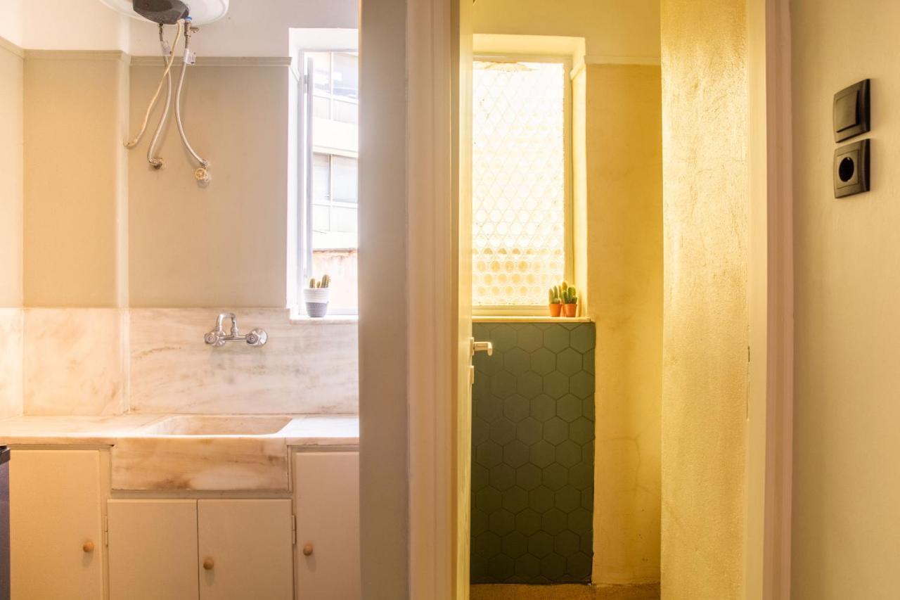 Mosaics Central Studio Apartm With Acropolis View เอเธนส์ ภายนอก รูปภาพ